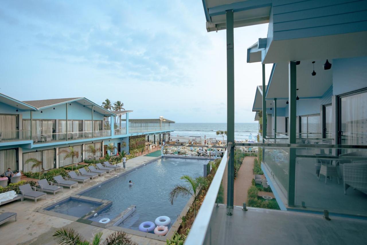 Tan-N-Sand Morjim Bagian luar foto